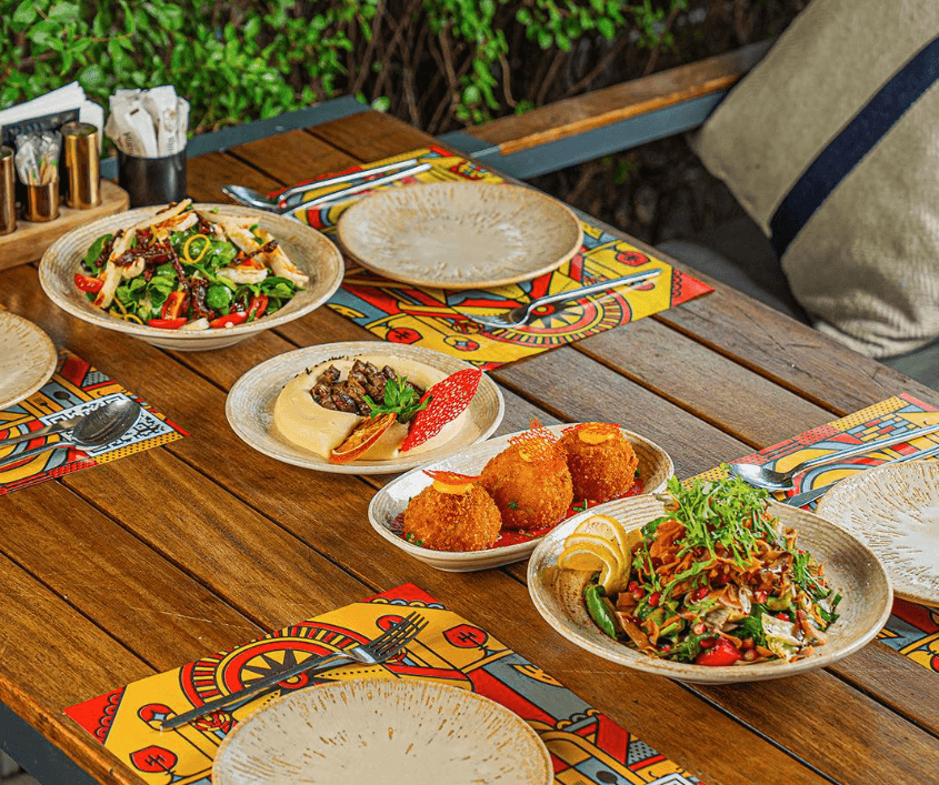 Valhalla Restaurant & Café atmosphere